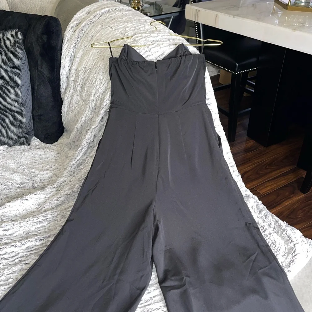 Express Sweetheart Wide Leg Jumpsuit Legging in Pitch Black - Picture 8 of 12